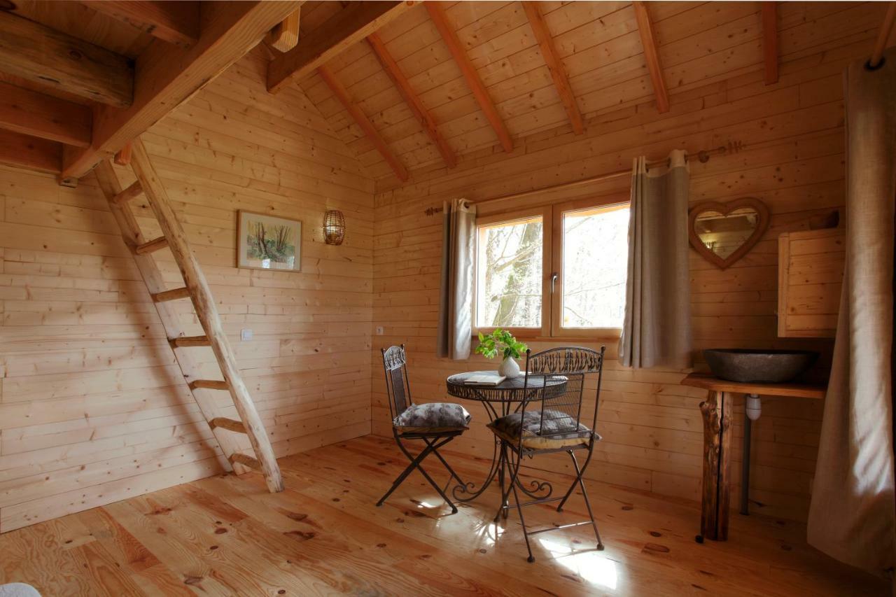 Les Cabanes Des Benauges Arbis ภายนอก รูปภาพ